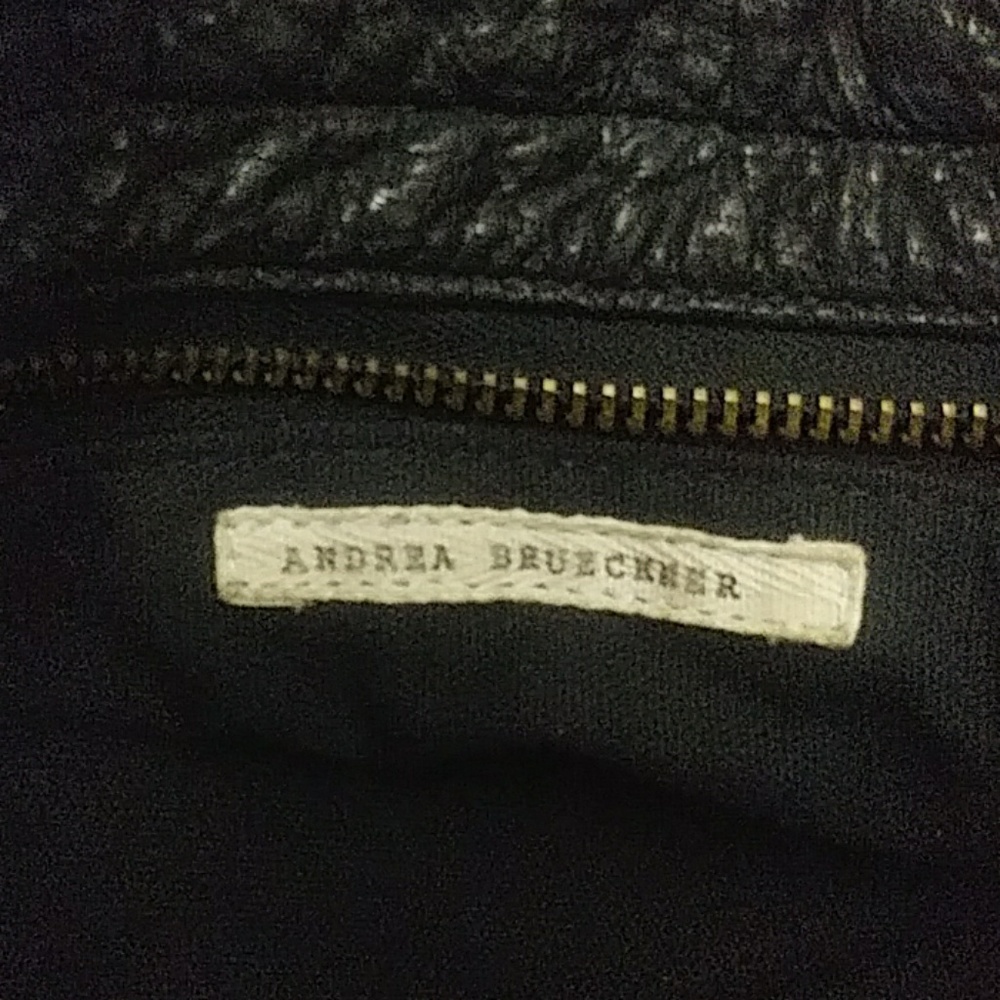 Handbag - Picture 3 of 7